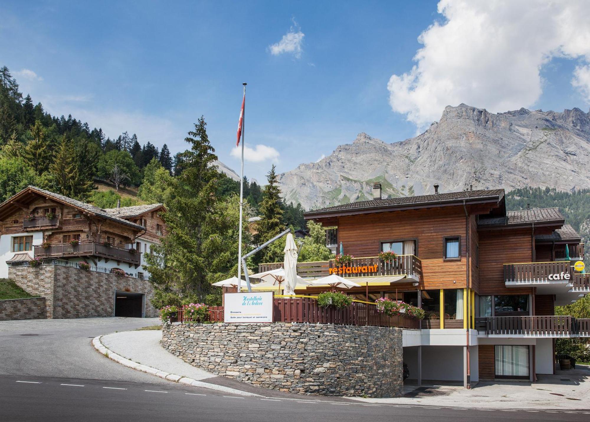 Between Boutique Hotel Chamoson Екстериор снимка