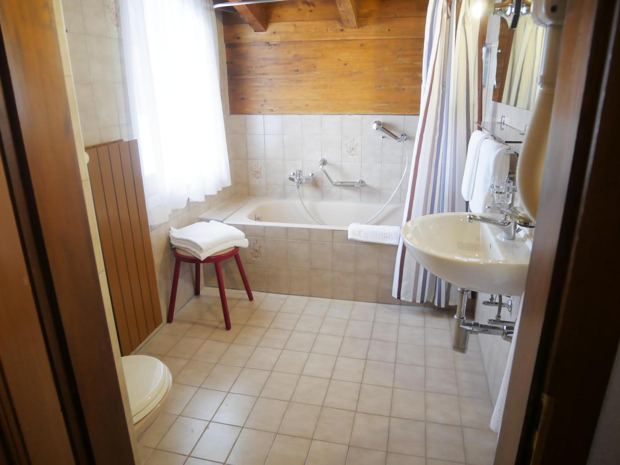 Between Boutique Hotel Chamoson Екстериор снимка